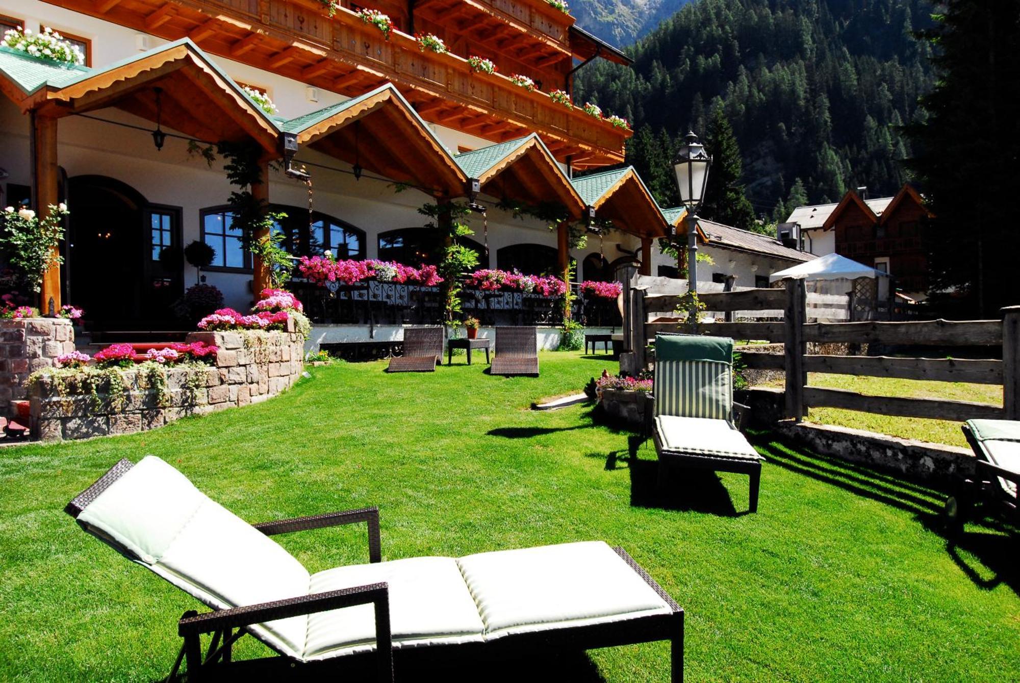 Hotel Stalon San Martino Di Castrozza Esterno foto