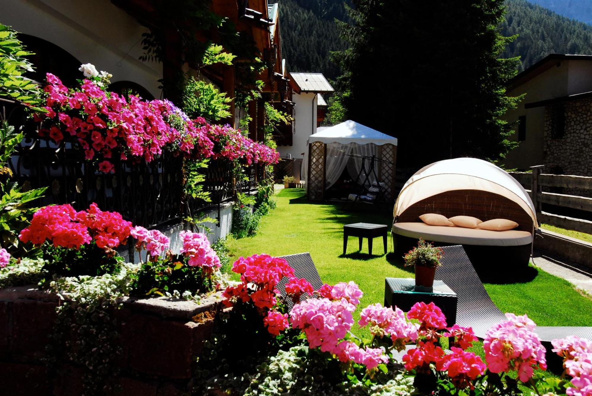 Hotel Stalon San Martino Di Castrozza Esterno foto