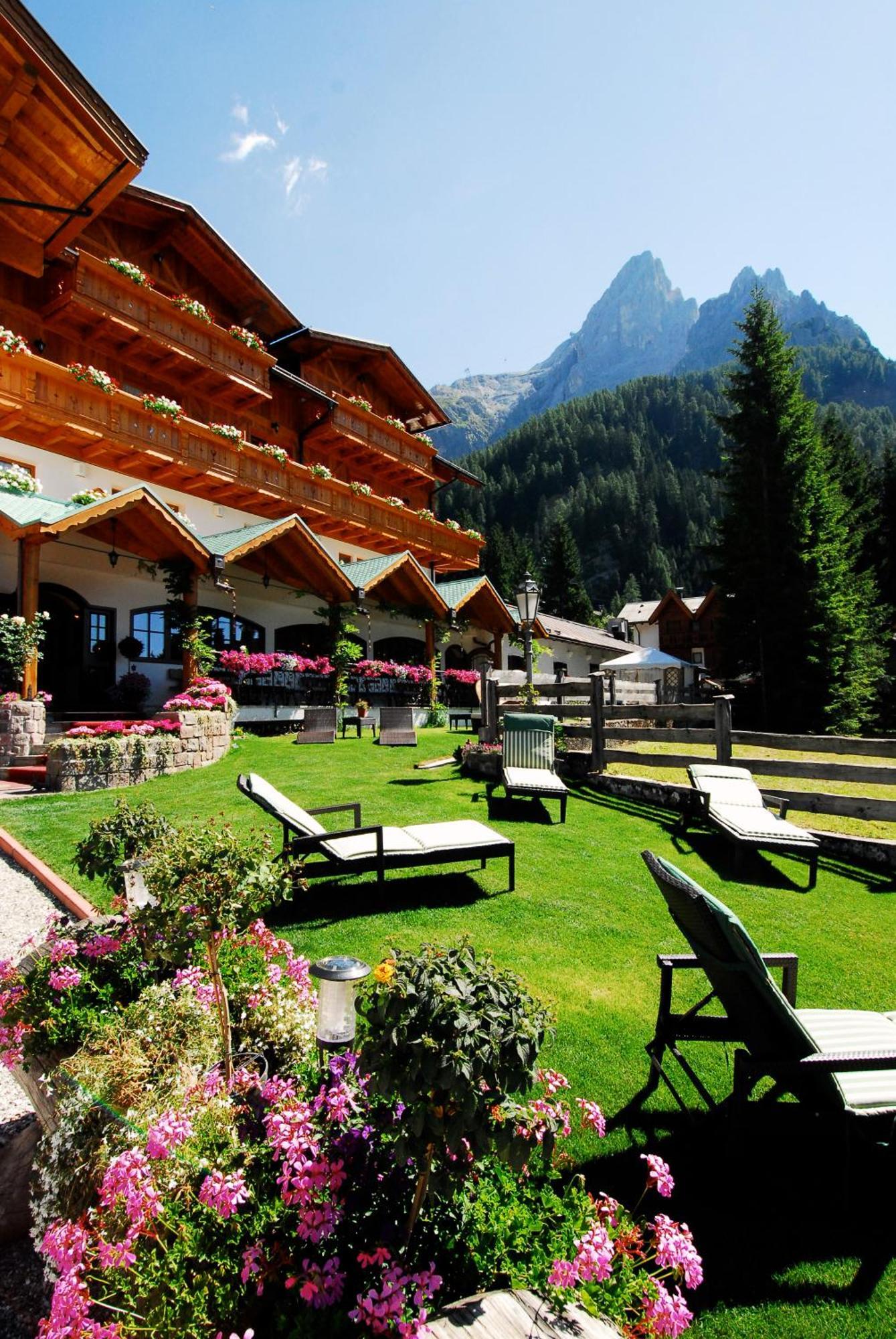 Hotel Stalon San Martino Di Castrozza Esterno foto