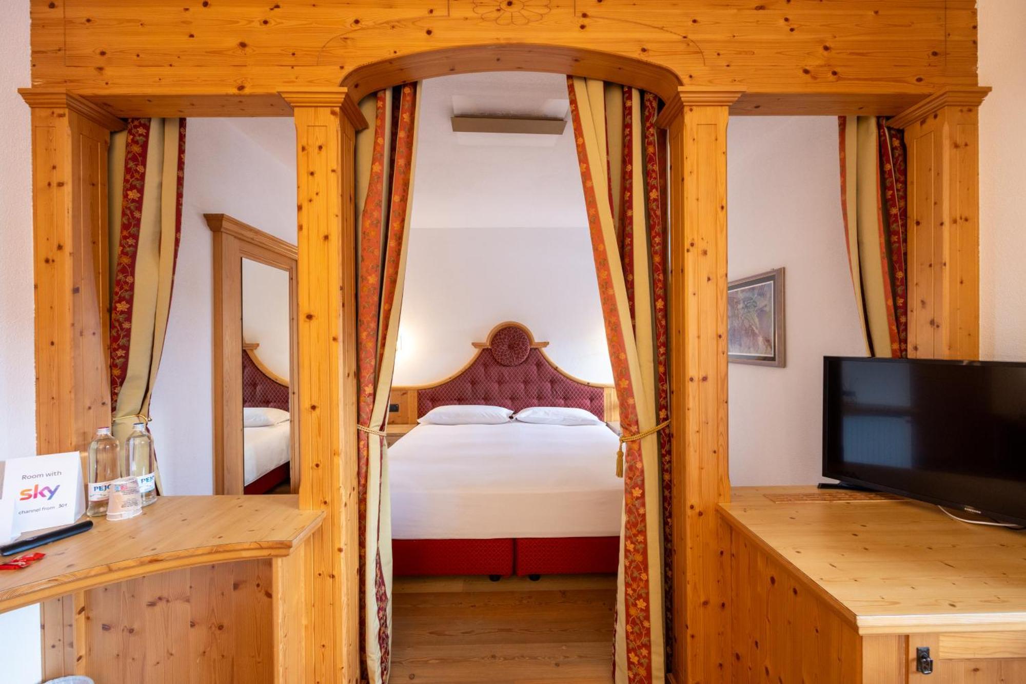 Hotel Stalon San Martino Di Castrozza Esterno foto