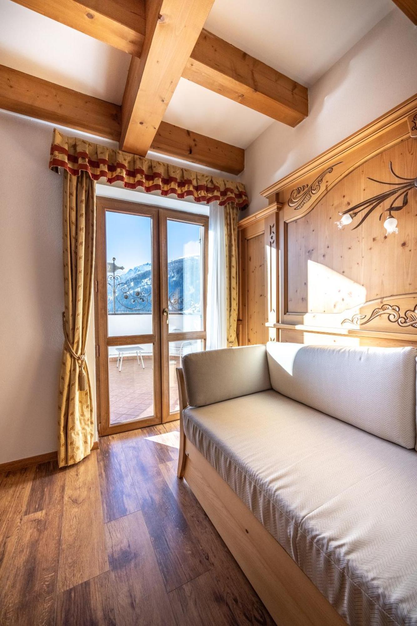 Hotel Stalon San Martino Di Castrozza Esterno foto