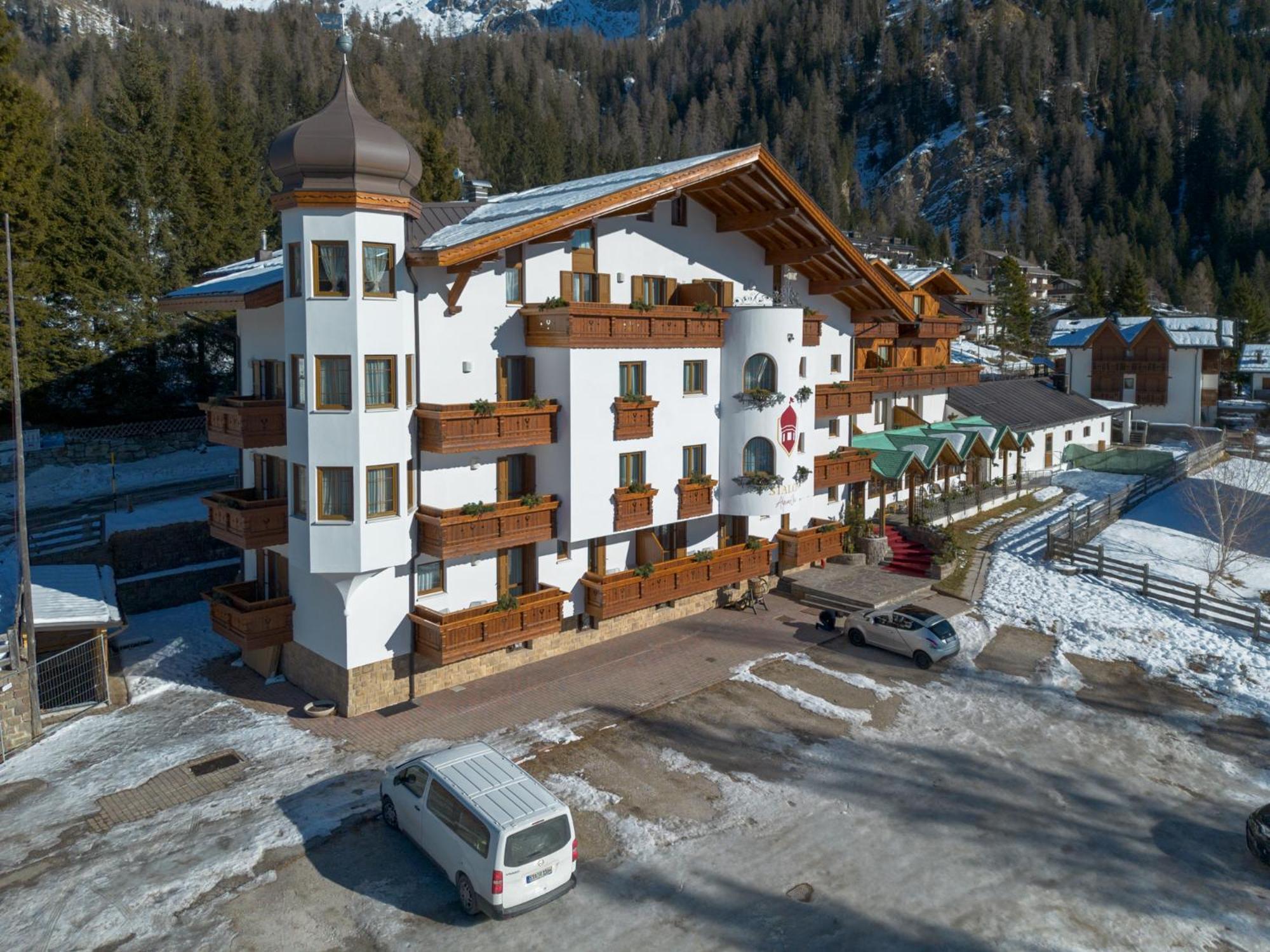 Hotel Stalon San Martino Di Castrozza Esterno foto